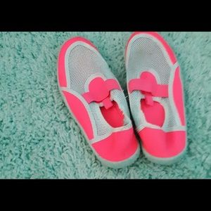 Girl swim shoes